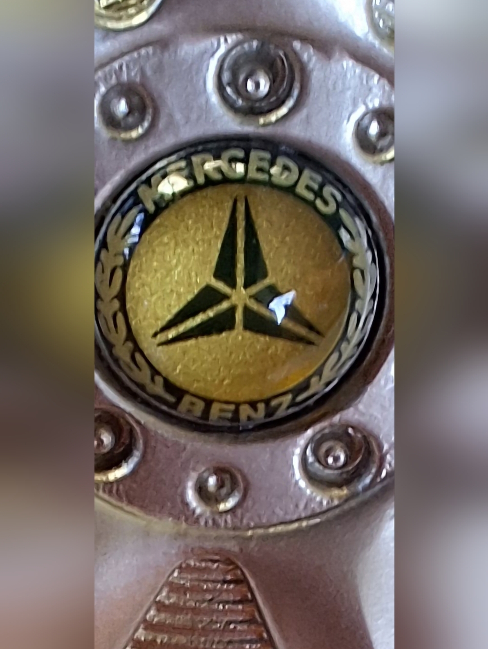 Mercedes Benz Keychain, Keyring New In Box 100% authentic - Picture 8 of 11